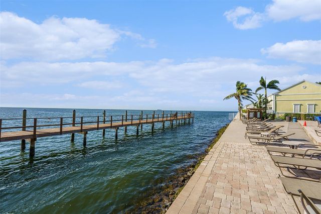 5134 SALMON DRIVE SE A, St Petersburg, FL 33705