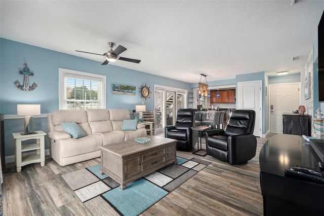 5134 SALMON DRIVE SE A, St Petersburg, FL 33705