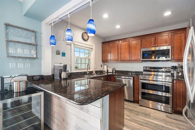 5134 SALMON DRIVE SE A, St Petersburg, FL 33705