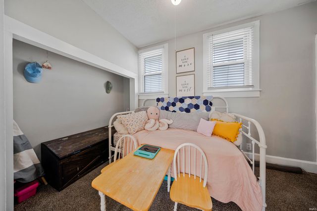 2601 Forest Avenue, Evansville, IN 47712