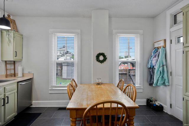 2601 Forest Avenue, Evansville, IN 47712