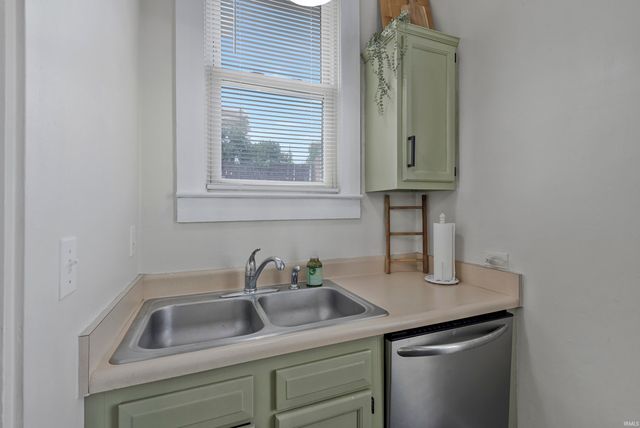 2601 Forest Avenue, Evansville, IN 47712