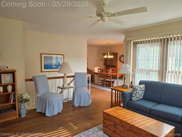 40318 Newport Drive, Plymouth Charter Township, MI 48170