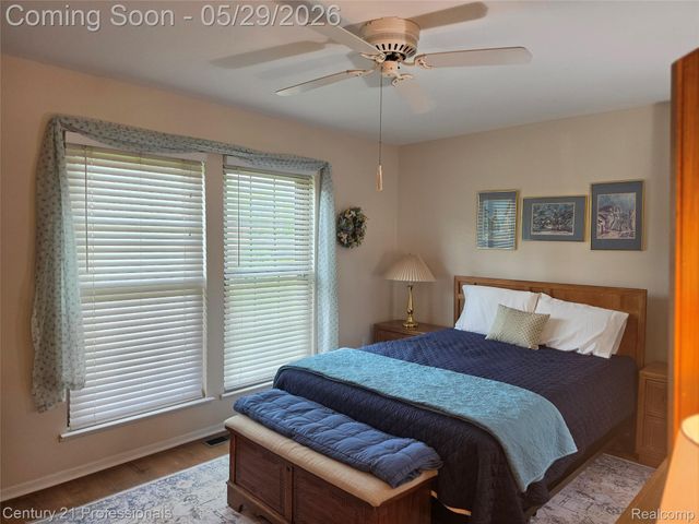 40318 Newport Drive, Plymouth Charter Township, MI 48170