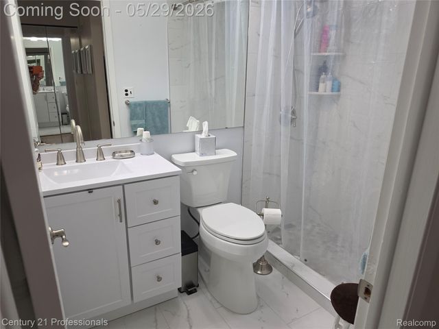 40318 Newport Drive, Plymouth Charter Township, MI 48170