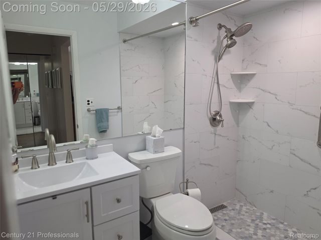 40318 Newport Drive, Plymouth Charter Township, MI 48170