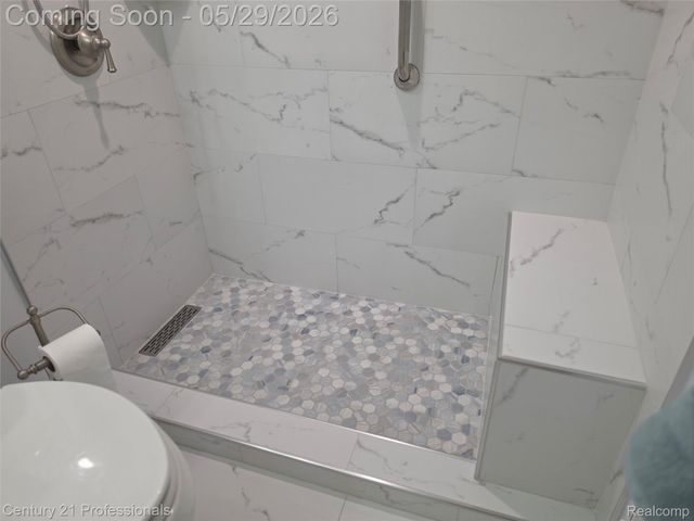 40318 Newport Drive, Plymouth Charter Township, MI 48170