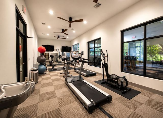 782 Riverfront Parkway 104, Chattanooga, TN 37402