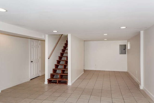 2140 Dobson Street, Evanston, IL 60202