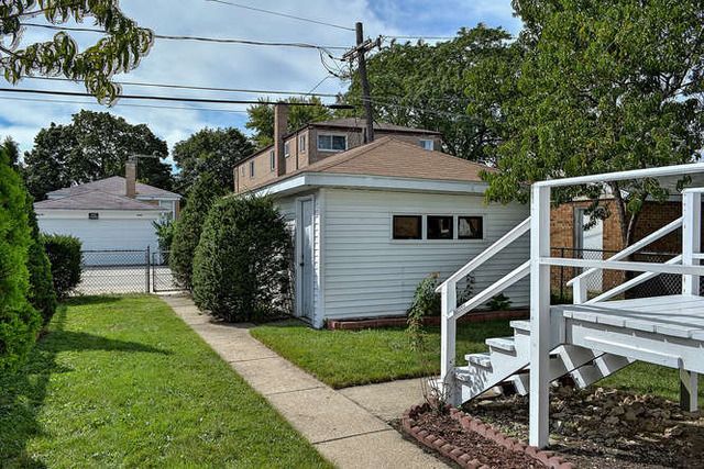 2140 Dobson Street, Evanston, IL 60202