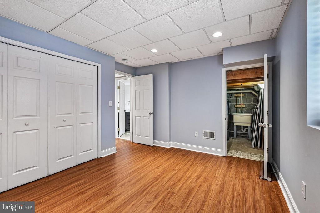 Image 34 of property listing at 17 APPLESEED LN, Gaithersburg, MD 20878