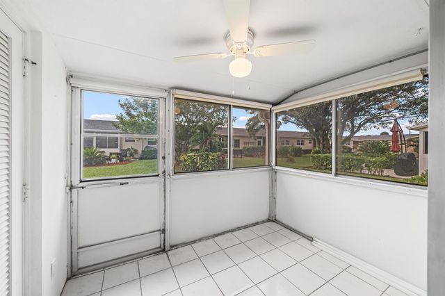 2590 Barkley Drive E E, West Palm Beach, FL 33415