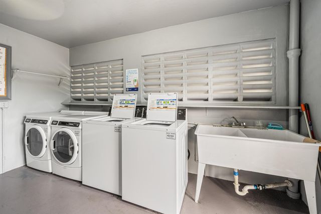 2590 Barkley Drive E E, West Palm Beach, FL 33415