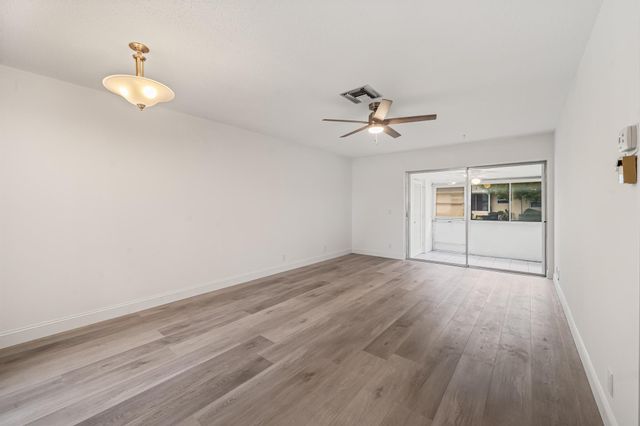 2590 Barkley Drive E E, West Palm Beach, FL 33415