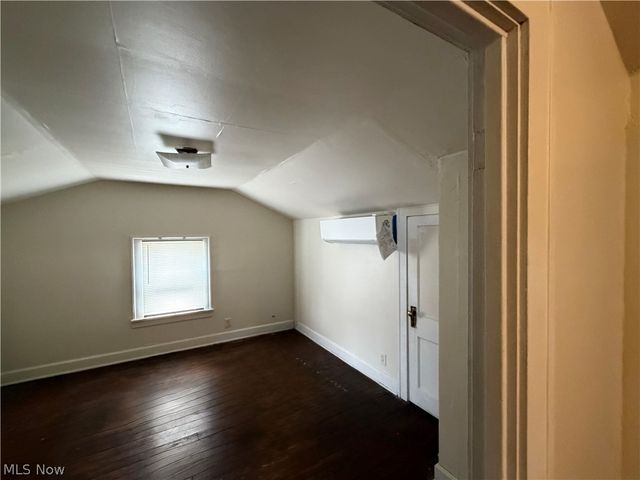 3196 W 116th Street, Cleveland, OH 44111