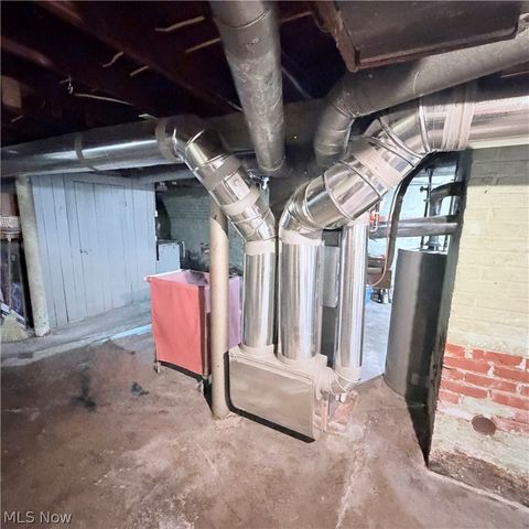3196 W 116th Street, Cleveland, OH 44111