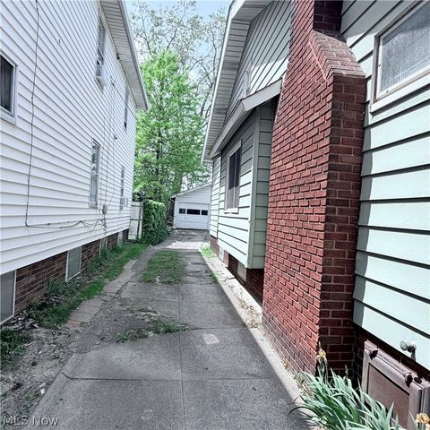 3196 W 116th Street, Cleveland, OH 44111
