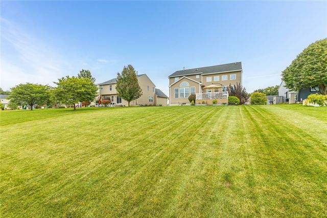 1455 Coral Drive, Farmington, NY 14425