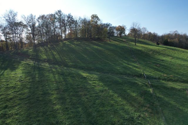 4951 Weakley Creek Rd, Lawrenceburg, TN 38464