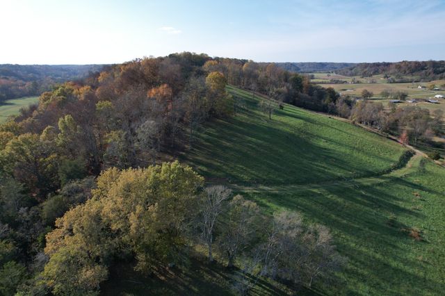 4951 Weakley Creek Rd, Lawrenceburg, TN 38464