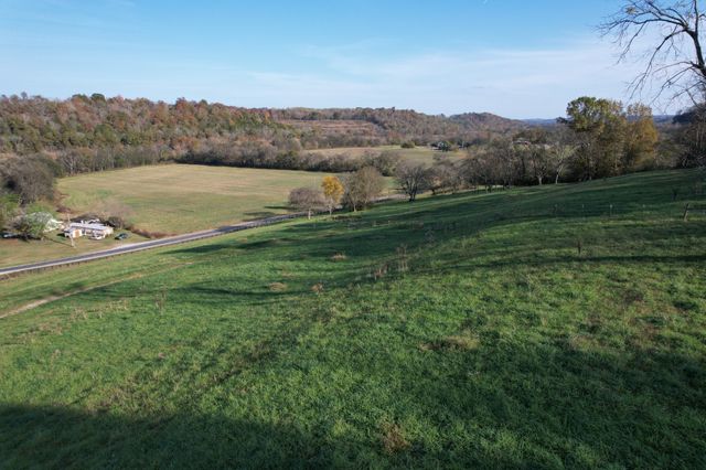 4951 Weakley Creek Rd, Lawrenceburg, TN 38464