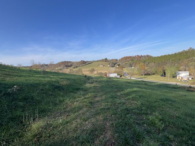 4951 Weakley Creek Rd, Lawrenceburg, TN 38464
