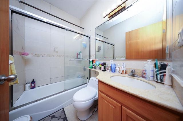 462 52nd Street 2D, Brooklyn, NY 11220