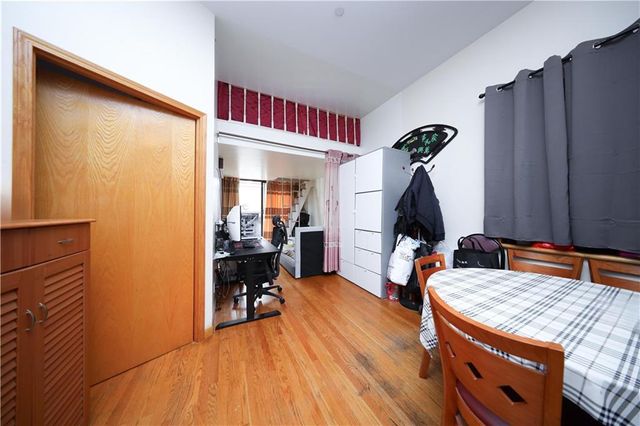 462 52nd Street 2D, Brooklyn, NY 11220