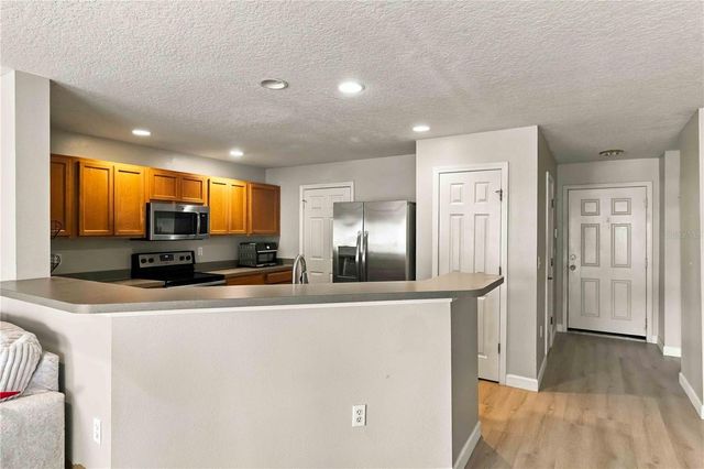 10810 JOHANNA AVENUE, Riverview, FL 33578