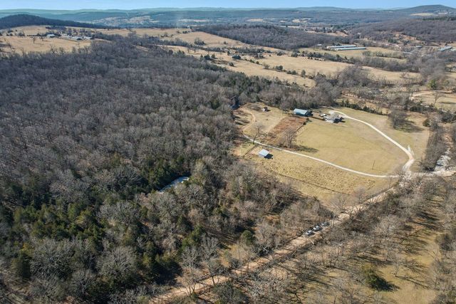 21527 Hammon, Elkins, AR 72727