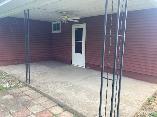 302 N Spring Street, Odon, IN 47562