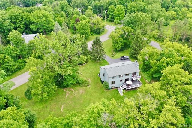 7801 Clearwater Circle, Pompey, NY 13104