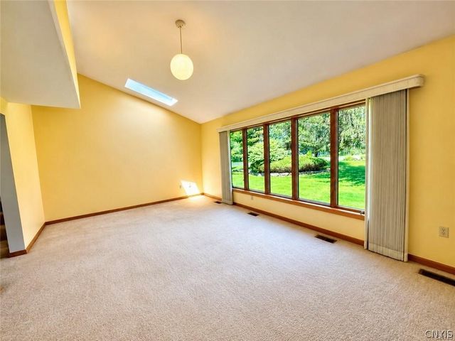 7801 Clearwater Circle, Pompey, NY 13104