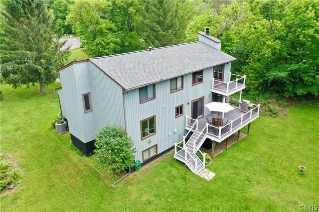 7801 Clearwater Circle, Pompey, NY 13104