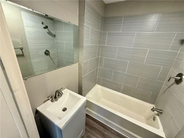 335 N Lawndale Avenue, Kansas City, MO 64123