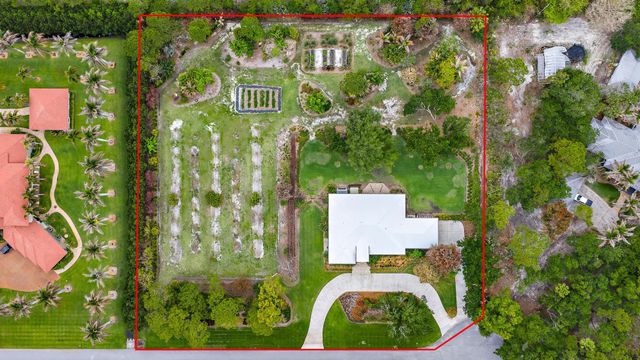 7902 SE Canaan Way, Jupiter, FL 33458