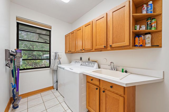 7902 SE Canaan Way, Jupiter, FL 33458