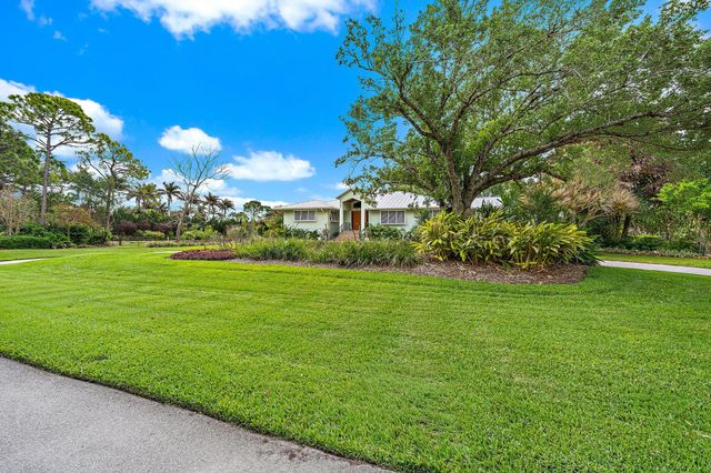 7902 SE Canaan Way, Jupiter, FL 33458
