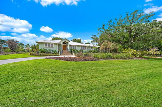 7902 SE Canaan Way, Jupiter, FL 33458