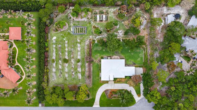 7902 SE Canaan Way, Jupiter, FL 33458