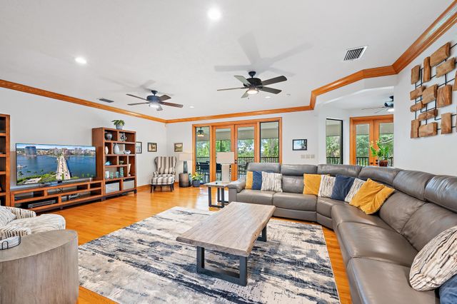 7902 SE Canaan Way, Jupiter, FL 33458