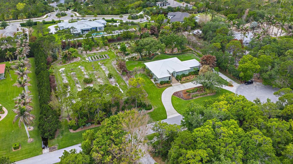 7902 SE Canaan Way, Jupiter, FL 33458