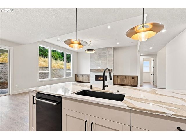 16803 Ne 38TH Ave, Vancouver, WA 98686
