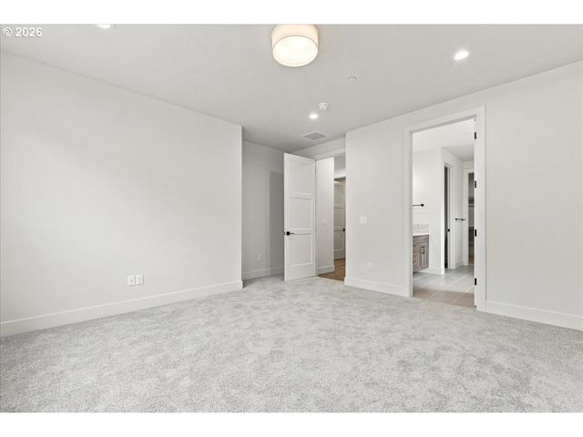 16803 Ne 38TH Ave, Vancouver, WA 98686