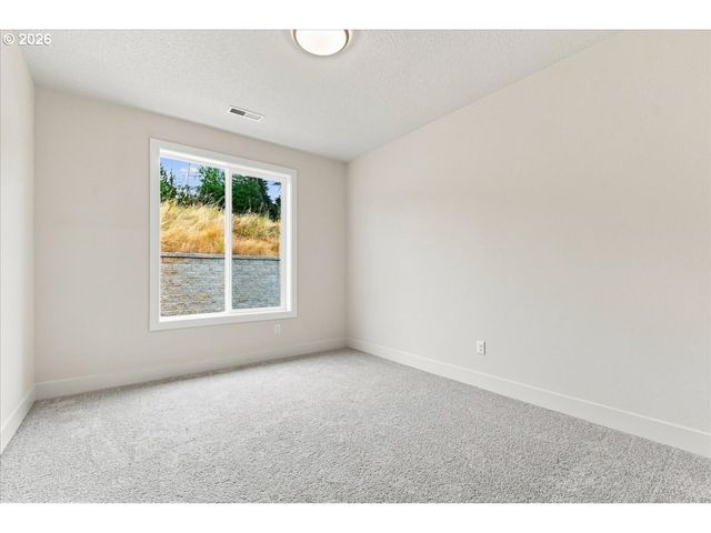 16803 Ne 38TH Ave, Vancouver, WA 98686