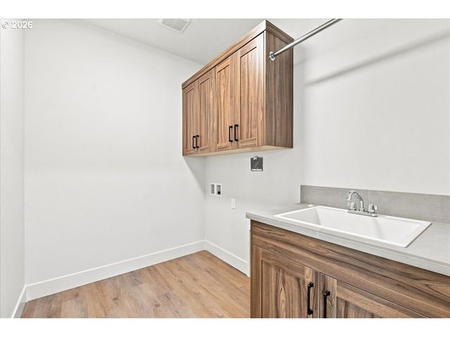 16803 Ne 38TH Ave, Vancouver, WA 98686