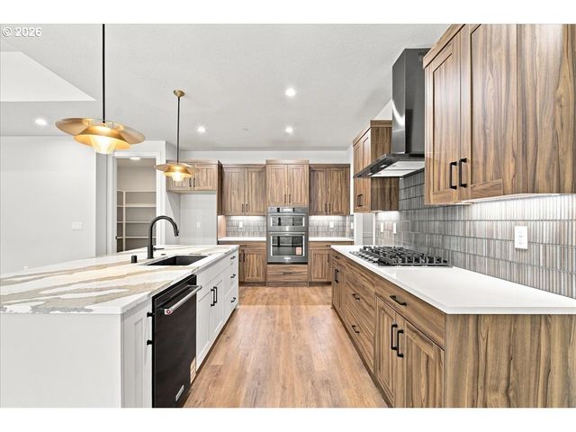 16803 Ne 38TH Ave, Vancouver, WA 98686