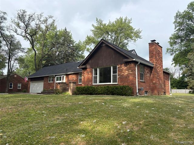 24567 Westmoreland Drive, Farmington, MI 48336