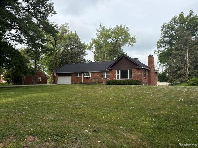 24567 Westmoreland Drive, Farmington, MI 48336