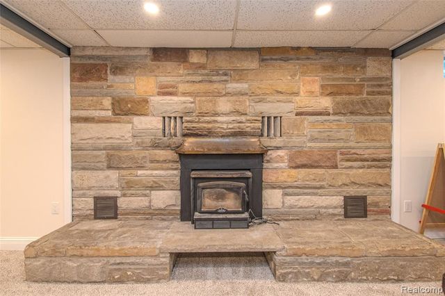 24567 Westmoreland Drive, Farmington, MI 48336